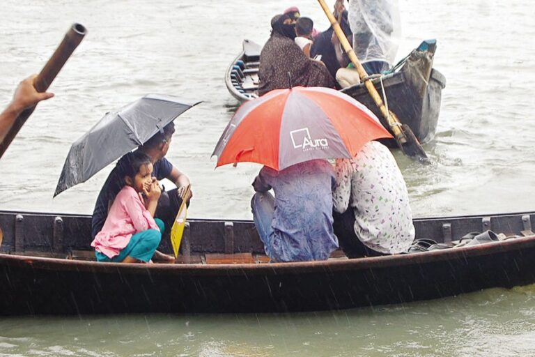 雨が生活を圧迫、今後3日間はさらに降雨が予測される