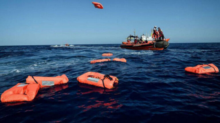 ジブチ沖で移民船2隻が沈没、45人死亡：国連