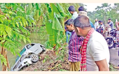 ピロジプルで民間車両事故、8人死亡