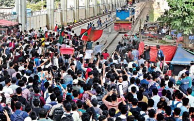 学生らが道路や鉄道を封鎖し、人々が苦しむ