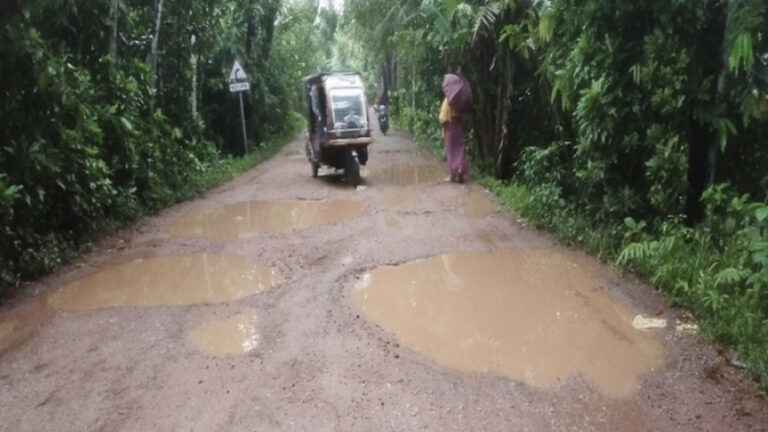 アムタリ・タルタリ高速道路：高額な修理費用、短命な成果