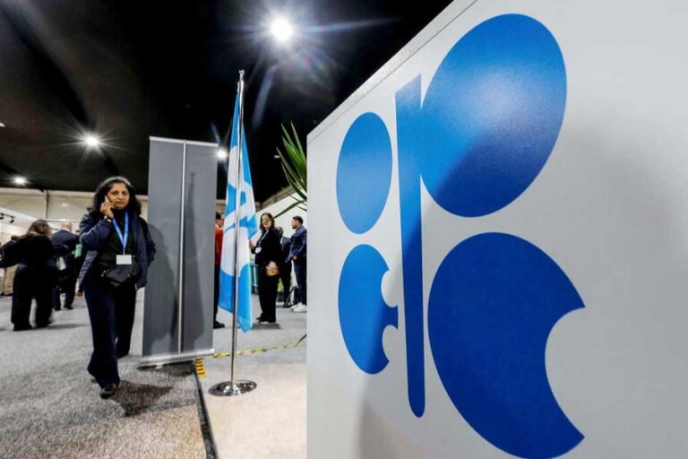 OPEC、原油増産を4月まで延期、減産は2026年まで延長