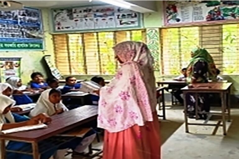 チャンドプルの公立小学校に教室不足