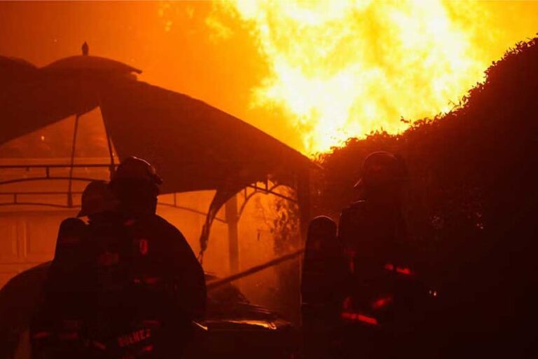中国遼寧省のレストラン火災で22人死亡