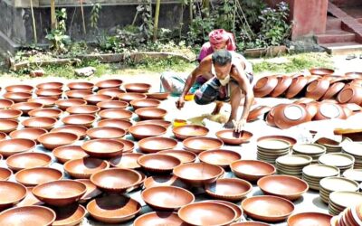パトゥアカリの陶芸家たちがバイシャクに向けて準備を整える