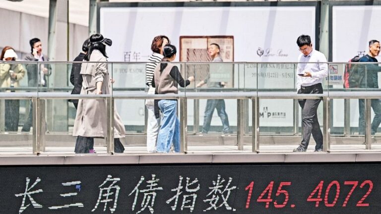 中国の米国債保有高は急速に減少している