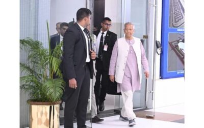 ユヌス氏、アースナサミット出席のためドーハへ出発