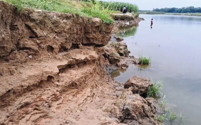 ダカティア川の浸食が壊滅的な状況に