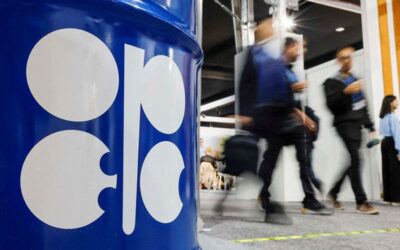 トランプ大統領の関税脅威とOPECの供給期待で原油価格が下落
