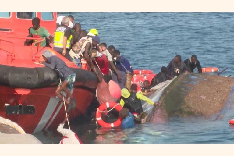 移民船が転覆、6人死亡