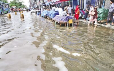 浸水により市内の交通が麻痺