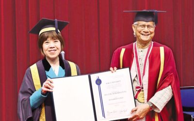 創価大学、ユヌス氏に名誉博士号を授与