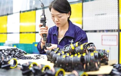 貿易戦争の影響で中国の製造業は4月に縮小