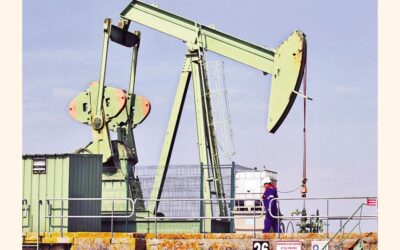 市場が米中貿易協議に注目する中、原油価格は安定