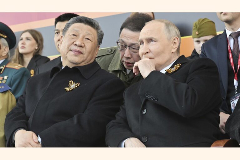 習近平主席とプーチン大統領、ロシアの第二次世界大戦戦勝記念日パレードでより強固な関係を誓う