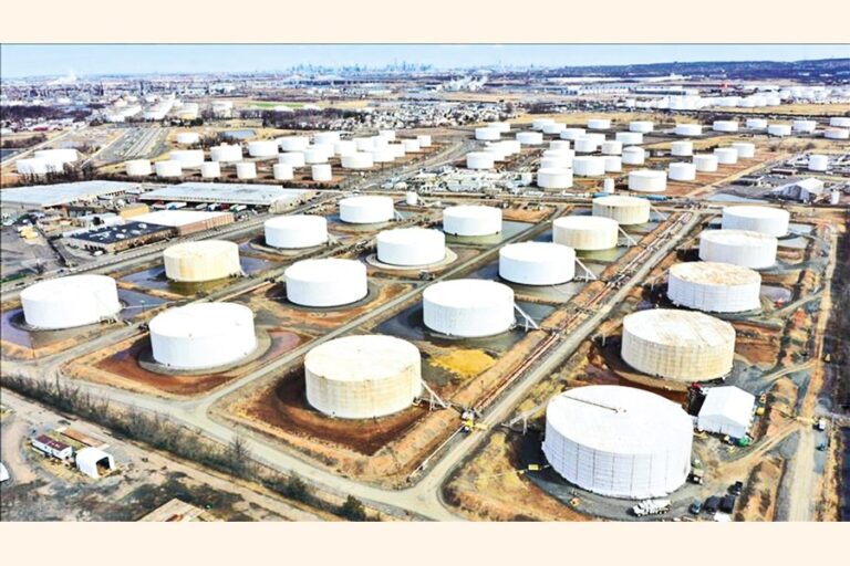 米中関税引き下げで原油価格が約4%上昇