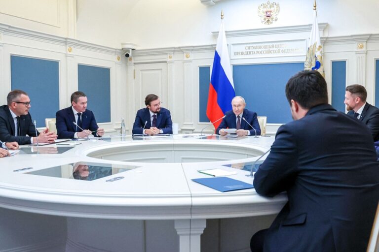 トランプ大統領、ロシア・ウクライナ協議への参加を申し出る