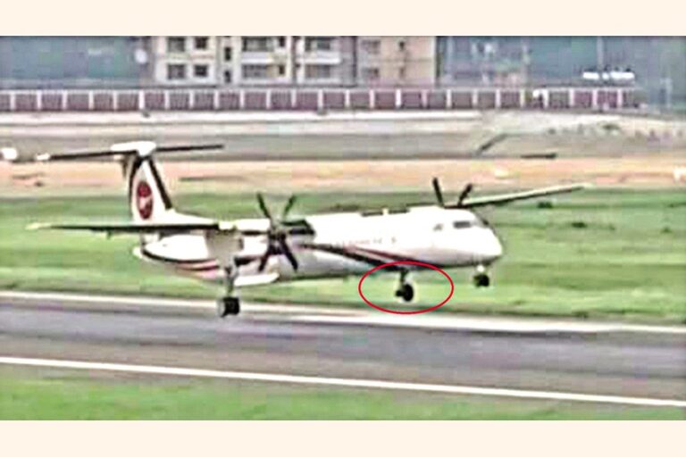 ビーマンは空中で車輪を失いながらも無事着陸