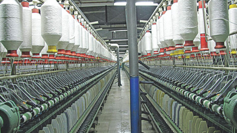 インドの糸生産者、バングラデシュへの輸出に水路を検討
