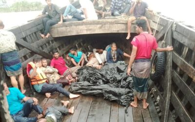 メグナ川で旅客トロール船が転覆、13人行方不明