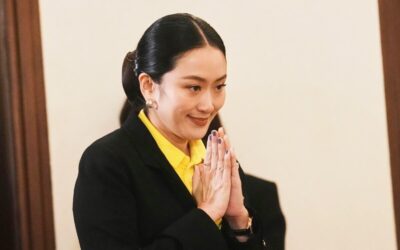 苦境に立たされたタイ首相が内閣改造