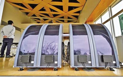 日本は超薄型フレキシブル太陽電池パネルに明るい未来を見出している