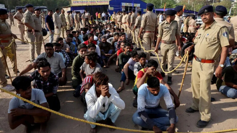 インドがイスラム教徒を違法に追放