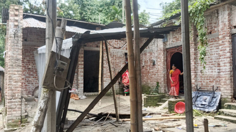 ランプールのヒンズー教徒の住宅への襲撃で1,200人が訴訟