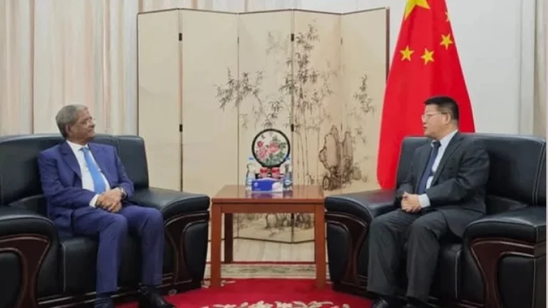 中国特使、ファクルル率いるBNP代表団と会談