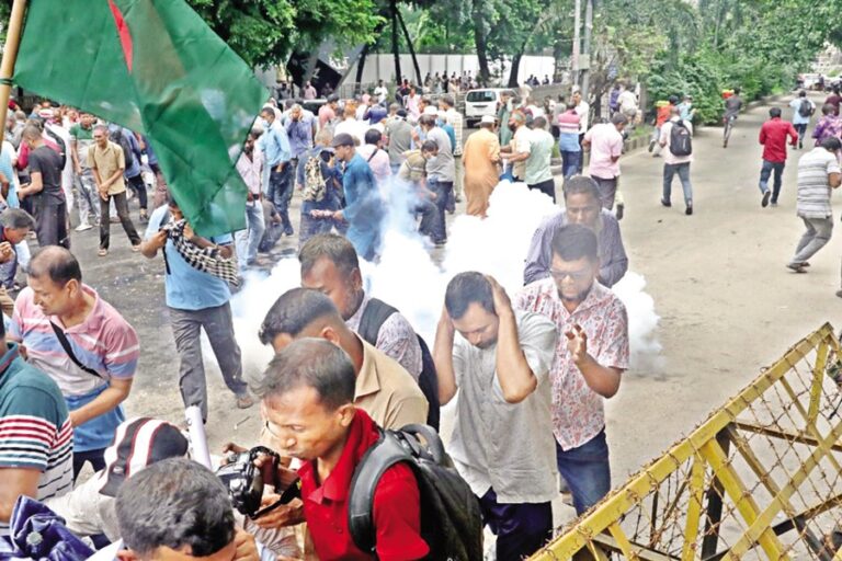 解雇されたBDRメンバーはジャムナへの行進を禁止される