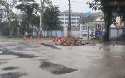 モングラ・クルナ高速道路が再び荒廃