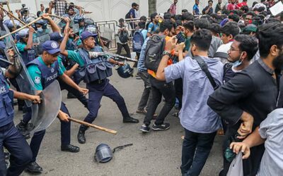 BUET、抗議する工学部の学生に対する警察の攻撃を非難