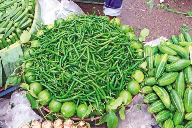 卵、玉ねぎ、青唐辛子が値上がり