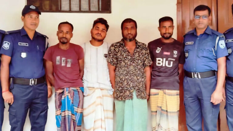 ランプールの暴徒による殺害：容疑者4人が3日間の勾留