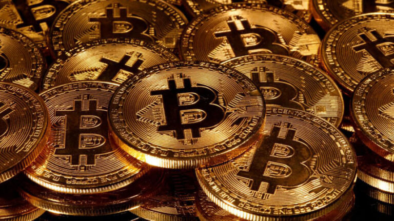 ビットコインが12万4000ドルを超える過去最高値を記録