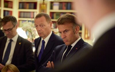 ゼレンスキー大統領、戦争終結に向けプーチン大統領と会談へ