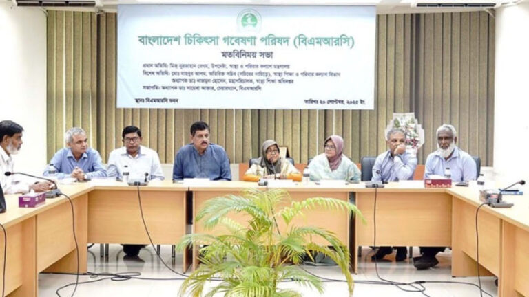 医学研究にもっと予算を割り当てるべきだ：専門家