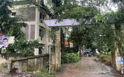 医師不足と劣悪な維持管理がカマルガンジ病院を悩ませている