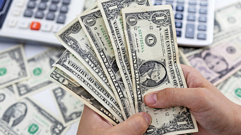 ドルはFRB後の反発継続