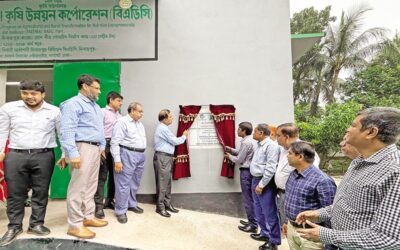 BADC会長が種子・肥料倉庫を開設