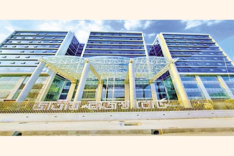 NBRの収入は8月の目標を下回る