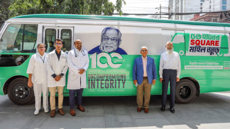 スクエアグループが貧困層向けの移動病院を開設