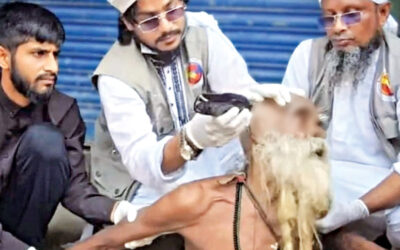 ファキールの髪を剃ることに怒りが高まる