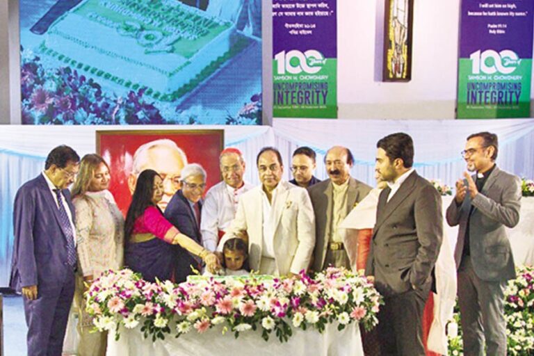 サムソン・H・チョウドリーの誠実さ、高潔さ、貢献は称賛される