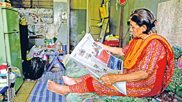 空っぽの家、空約束：誰が私たちの親の味方になるのか？