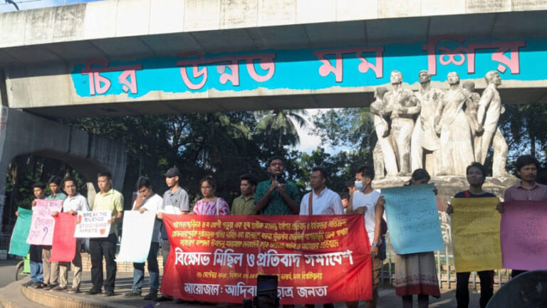 中学2年生のレイプ事件：「犯人を逮捕し、処罰せよ」