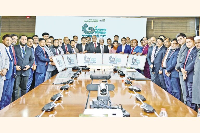 アル・アラファ・イスラミ銀行が創立30周年を祝う