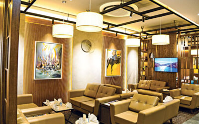 門の向こうの静かな世界