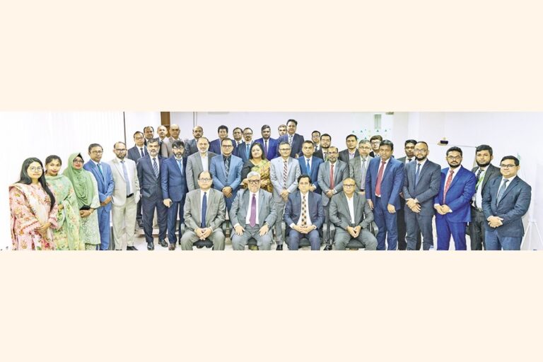 モドゥモティ銀行がマネーロンダリング防止ワークショップを開催