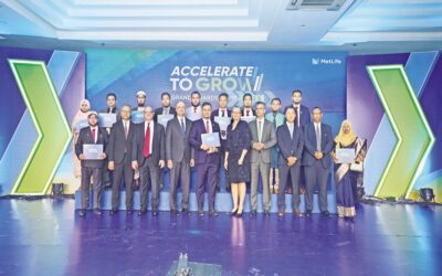 メットライフが最高のパフォーマンスを発揮した代理店を表彰